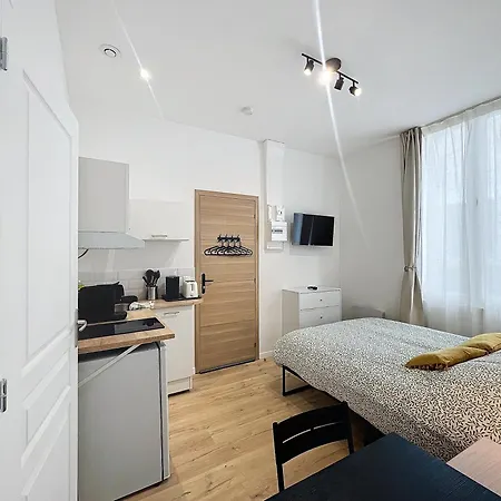 Studios - 1 Min Gare Chatellerault - Entree Autonome - Exterior photo