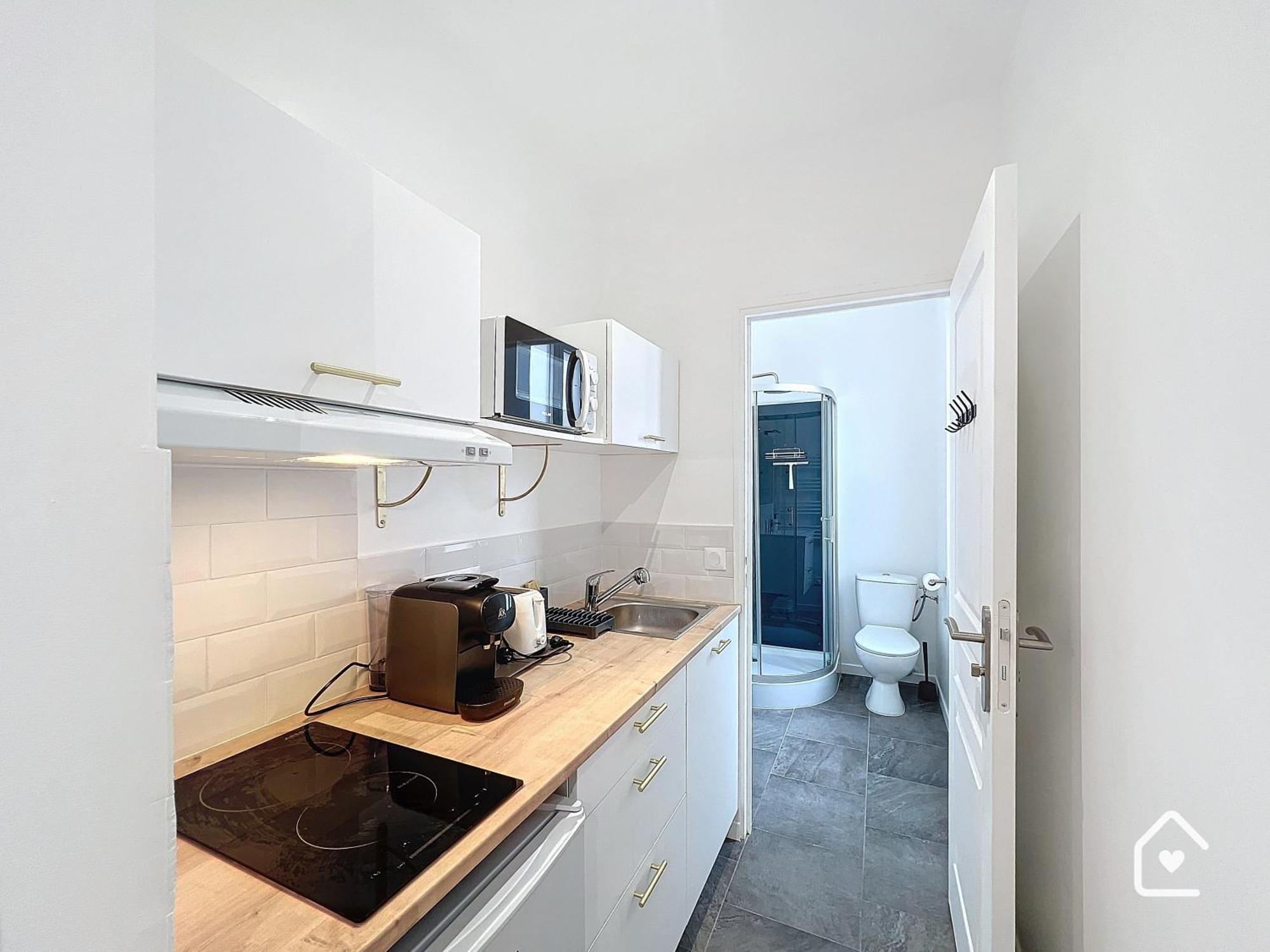 Apartment - 1 Min Gare - Entree Autonome - *