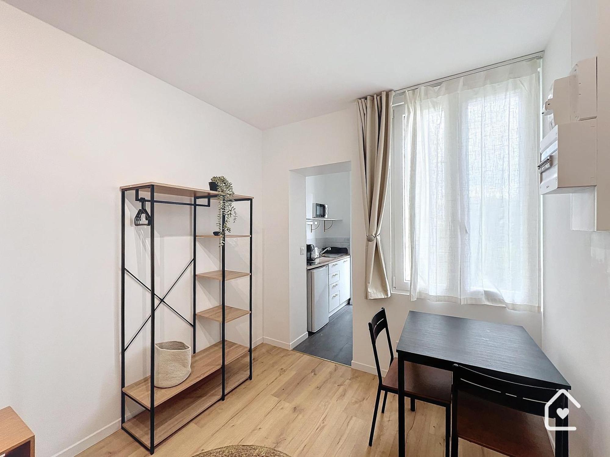 - 1 Min Gare - Entree Autonome - Apartment