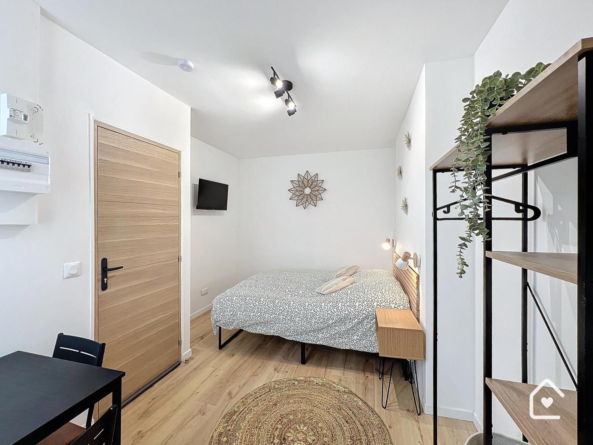 - 1 Min Gare - Entree Autonome - Appartement *