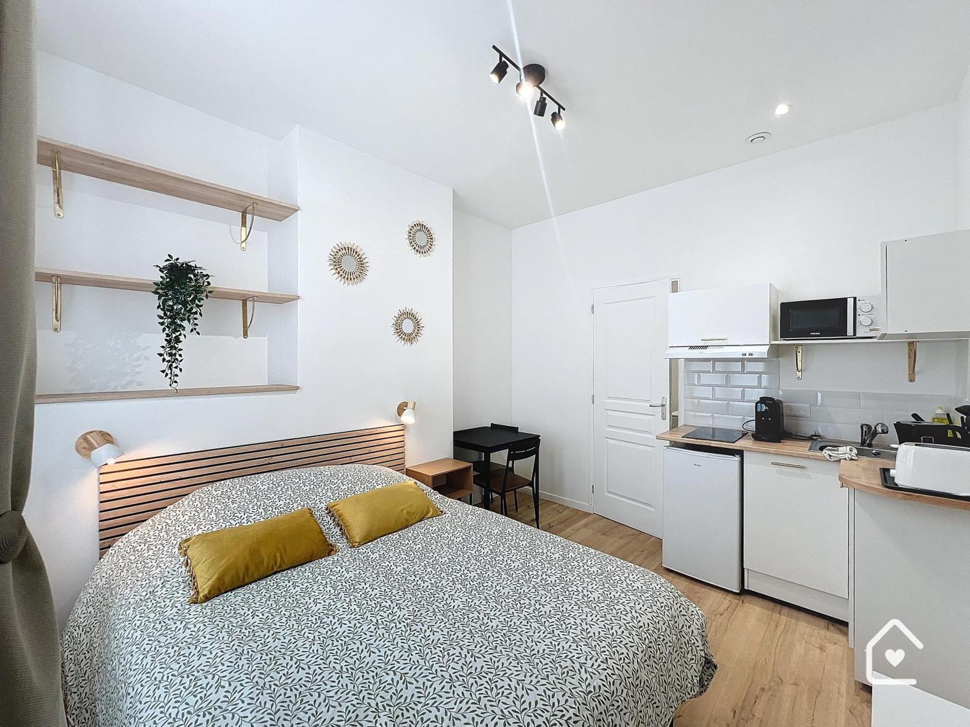 - 1 Min Gare - Entree Autonome - Apartment